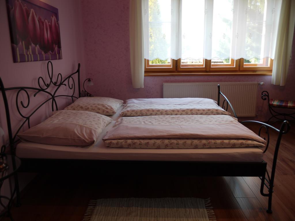 Apartmany Pemi Potstejn ภายนอก รูปภาพ