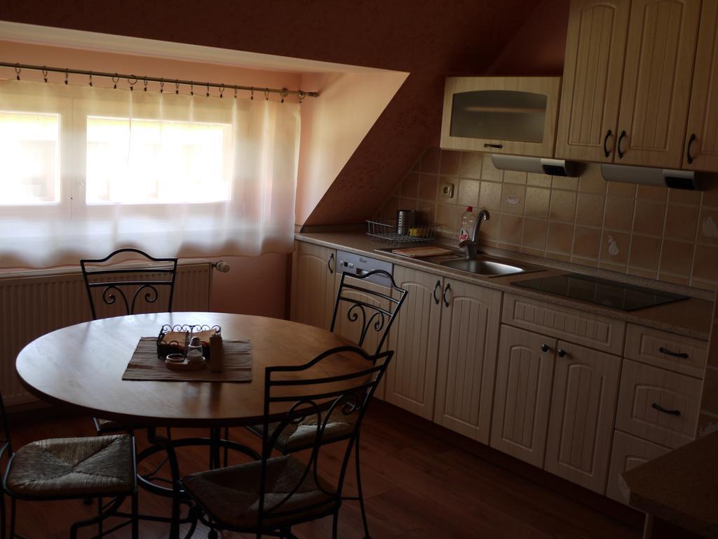 Apartmany Pemi Potstejn ภายนอก รูปภาพ