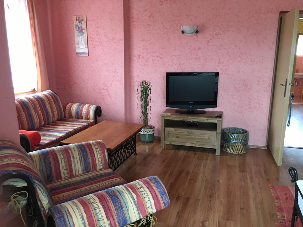Apartmany Pemi Potstejn ภายนอก รูปภาพ